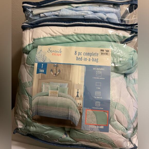 8 Pc Complete Bed-in-a-Bag - Twin - Blue/Green - Picture 1 of 2